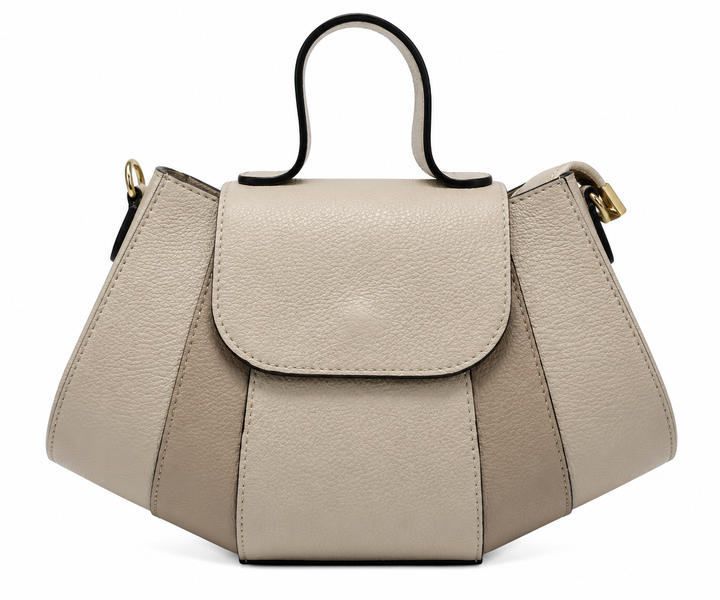 Petit Sac à Main en Cuir d'Italie avec Poche Centrale à Ouverture par Rabat Modèle Camelia